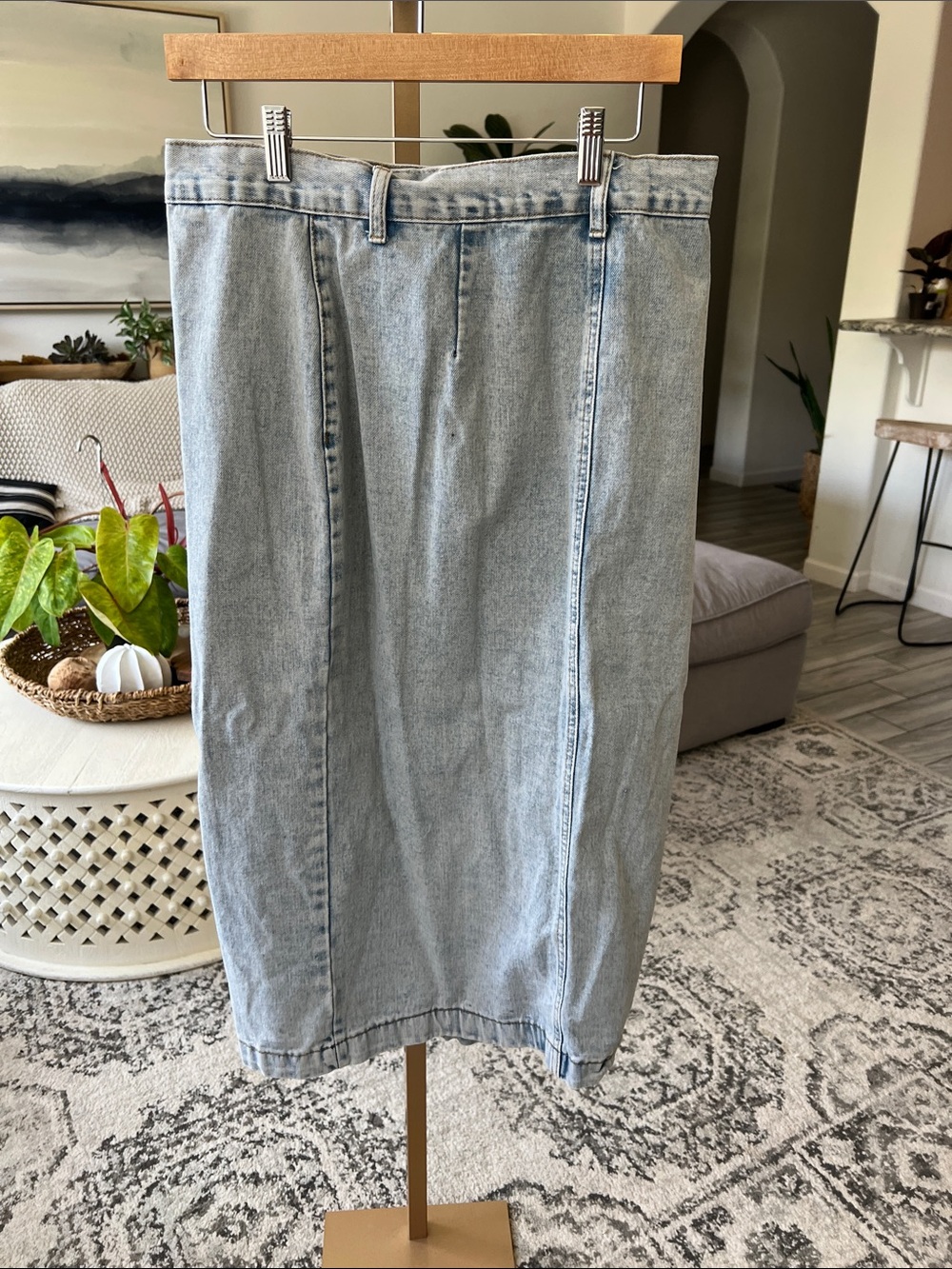 Light Wash Button-Front Denim Midi Skirt - Picture 2 of 2